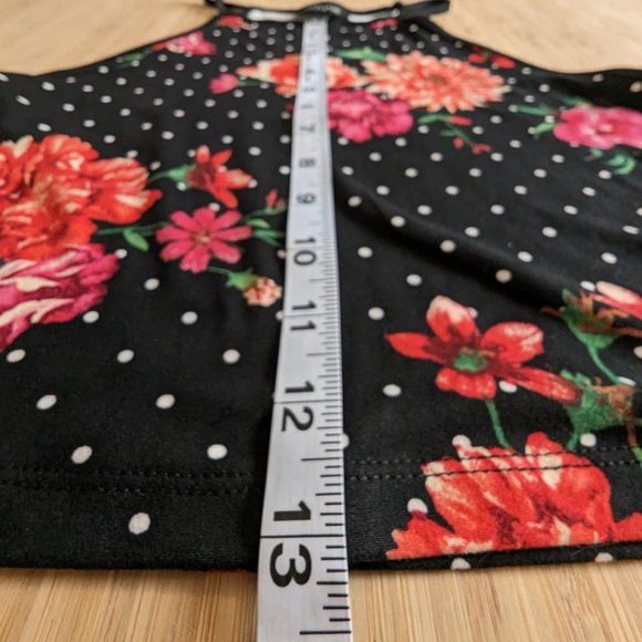 Floral Tank Top with polka dots Black and Pink spaghetti strap Crop Size Medium - Picture 8 of 10